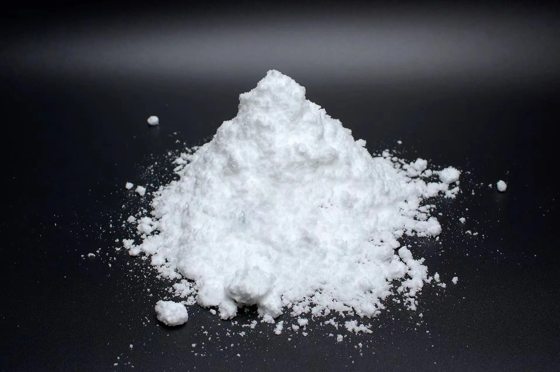 Plastic powder