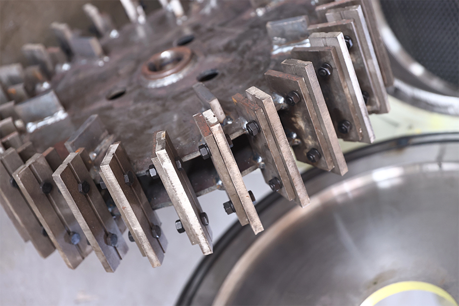 Features-of-PVC-Plastic-Grinding-Machine-Blades