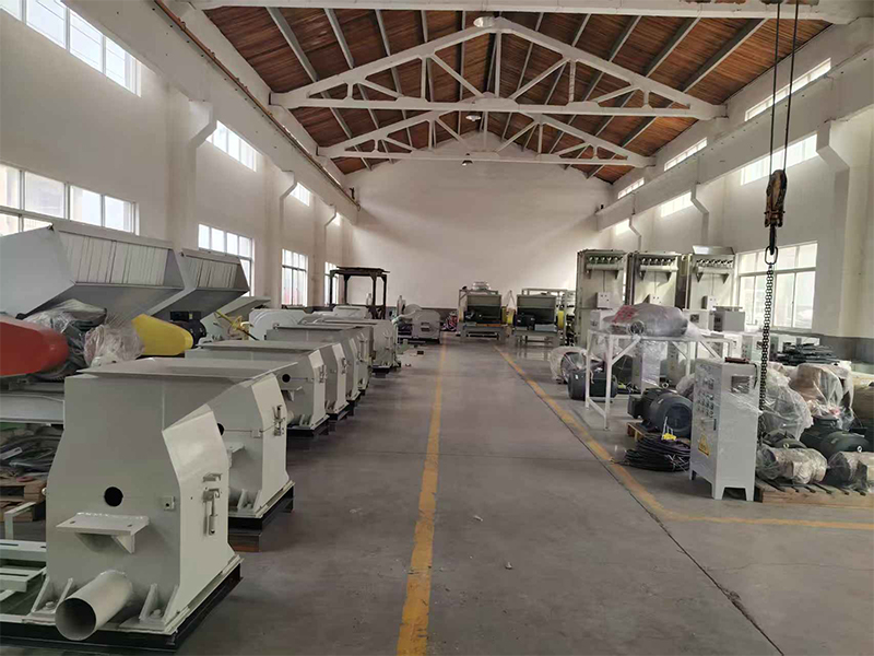 Plastic-Pulverizer-Machine-factory2